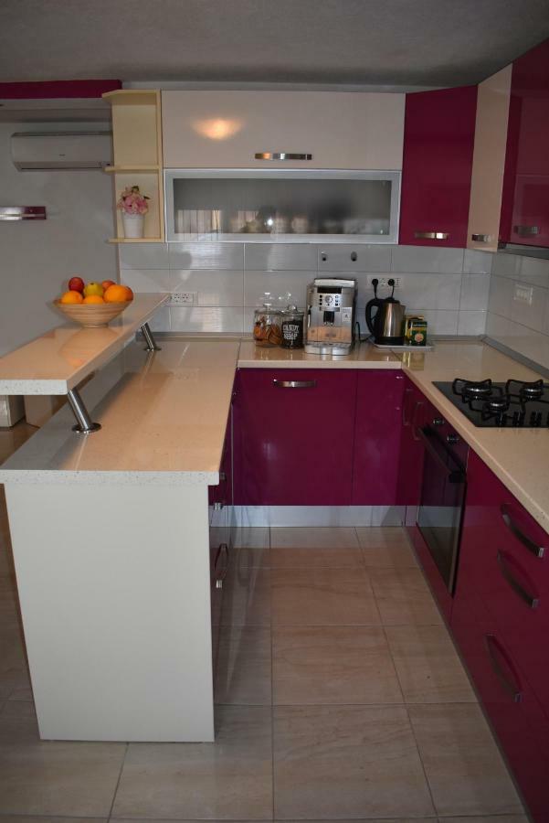 מאקרסקה Apartments Ana מראה חיצוני תמונה
